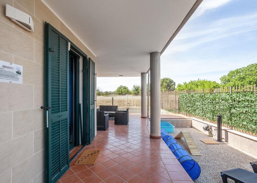 Puglia Valenzano Terrace