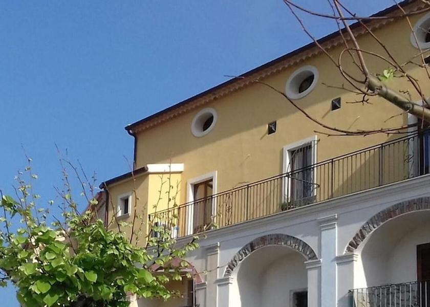 Calabria San Lucido Exterior Detail
