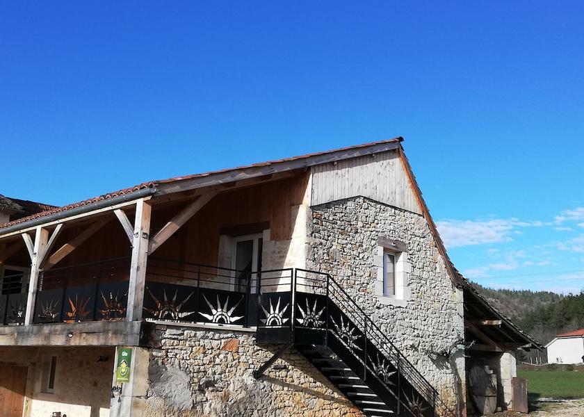 Occitanie Tour-de-Faure Exterior Detail