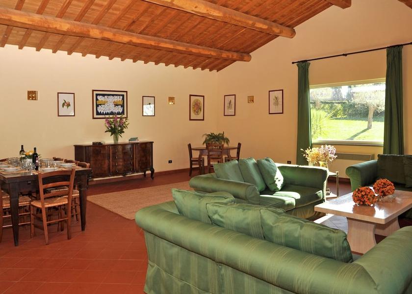 Lazio Magliano Sabina Dining Area