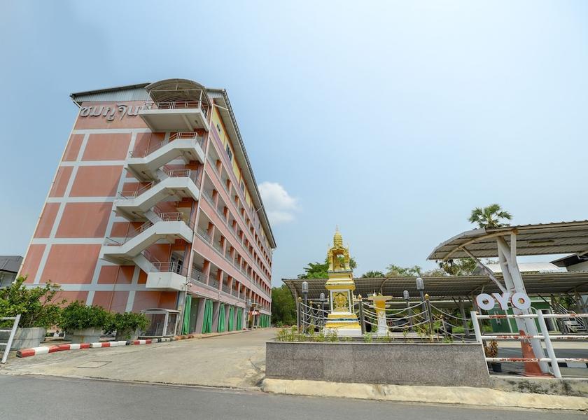 Nakhon Pathom Nakhon Chai Si Primary image