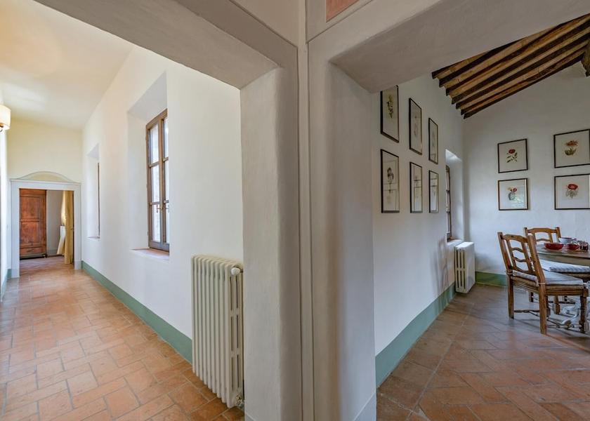 Tuscany Buonconvento Interior Entrance