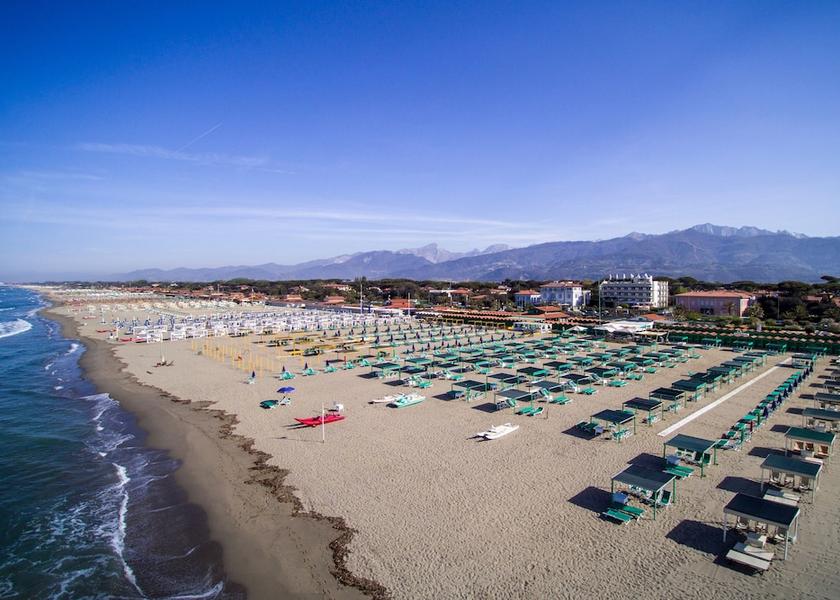Tuscany Follonica Beach