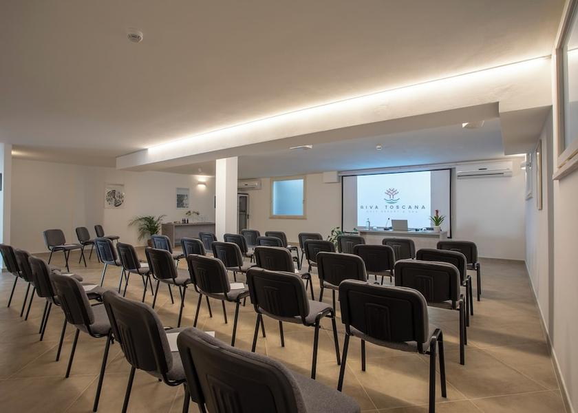 Tuscany Follonica Meeting Room