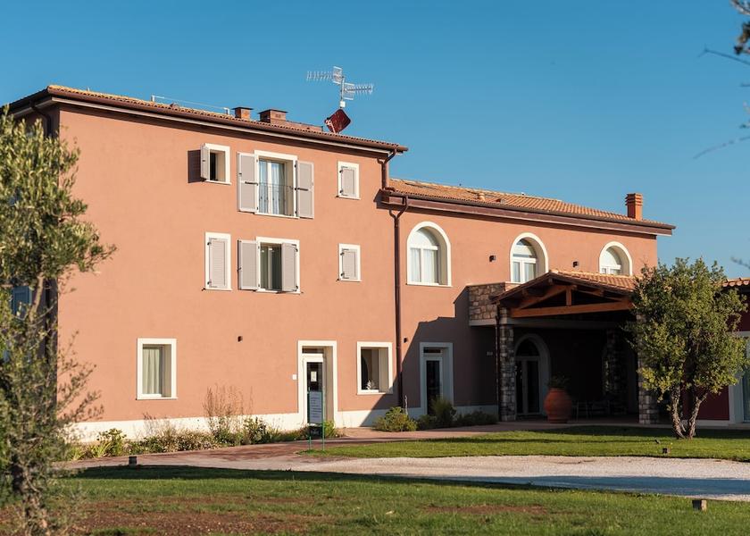 Tuscany Follonica Front of property