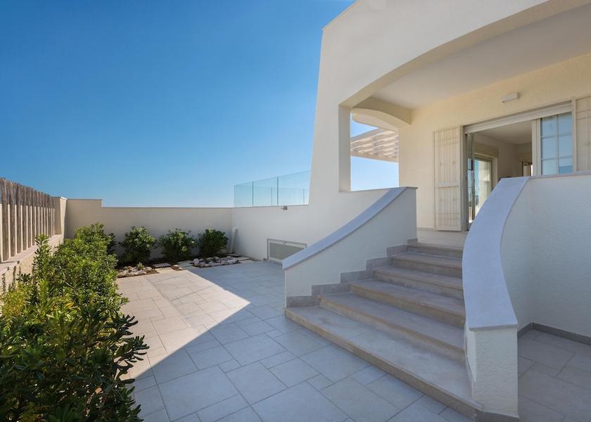 Puglia Maruggio Entrance