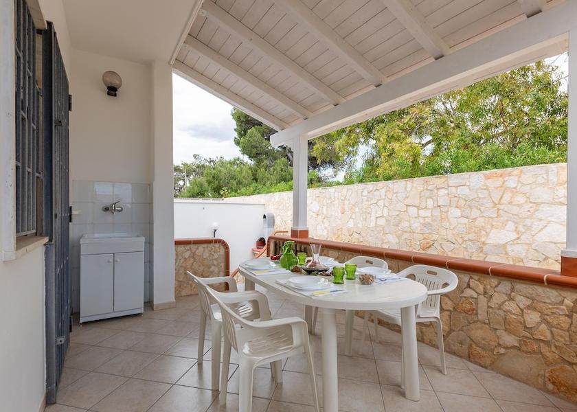 Puglia Maruggio Property Grounds