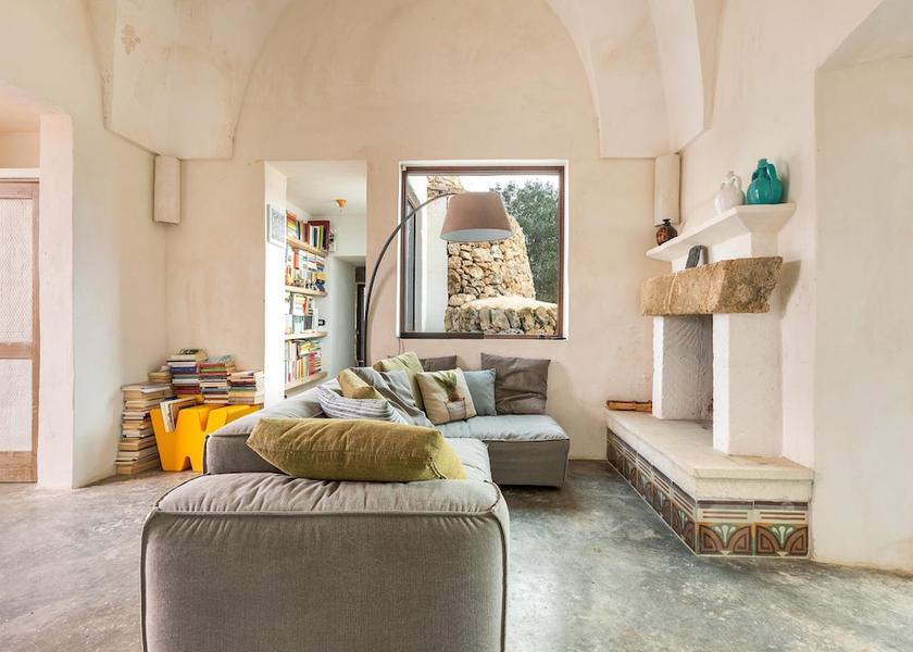 Puglia Maruggio Interior Entrance