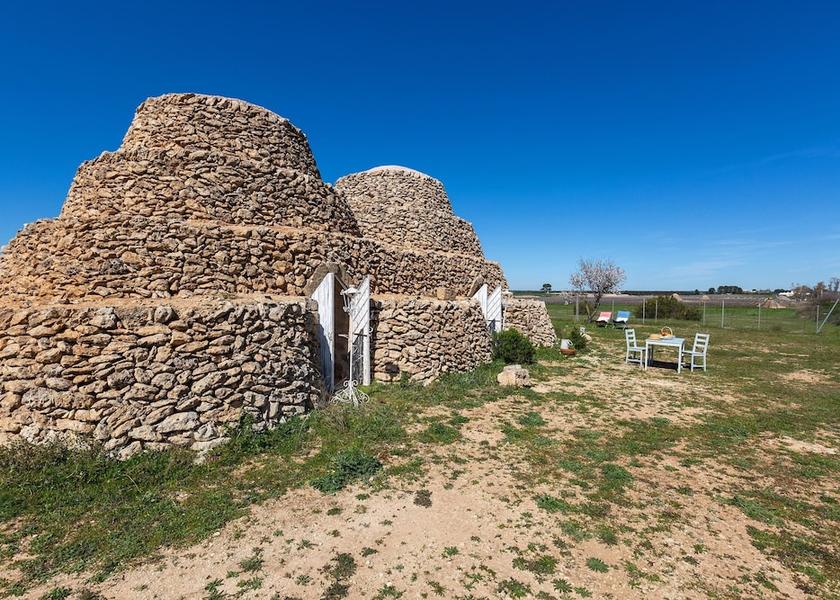 Puglia Maruggio Exterior Detail