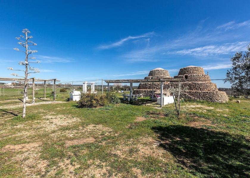 Puglia Maruggio Property Grounds