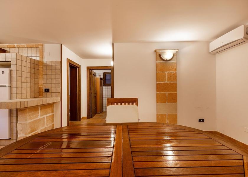 Puglia Maruggio Interior Entrance