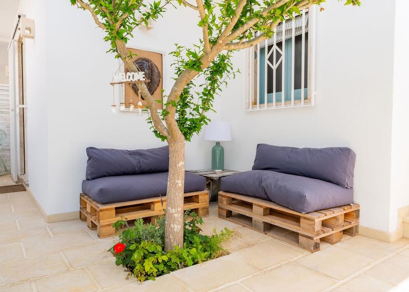 Puglia Maruggio Garden
