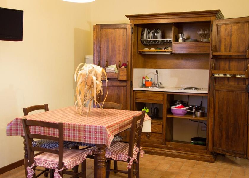 Tuscany Montecarlo Interior Entrance