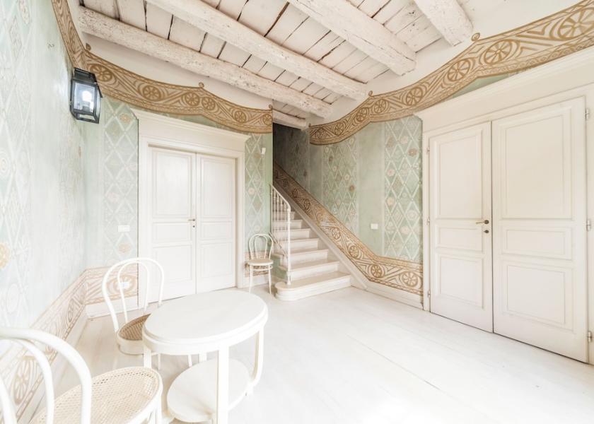 Emilia-Romagna Minerbio Interior Entrance