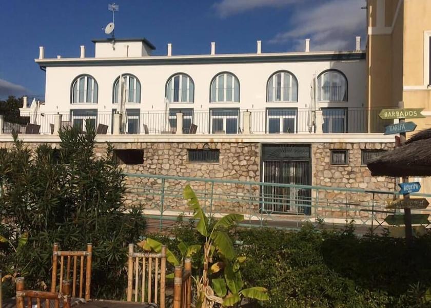 Lazio Formia Exterior Detail