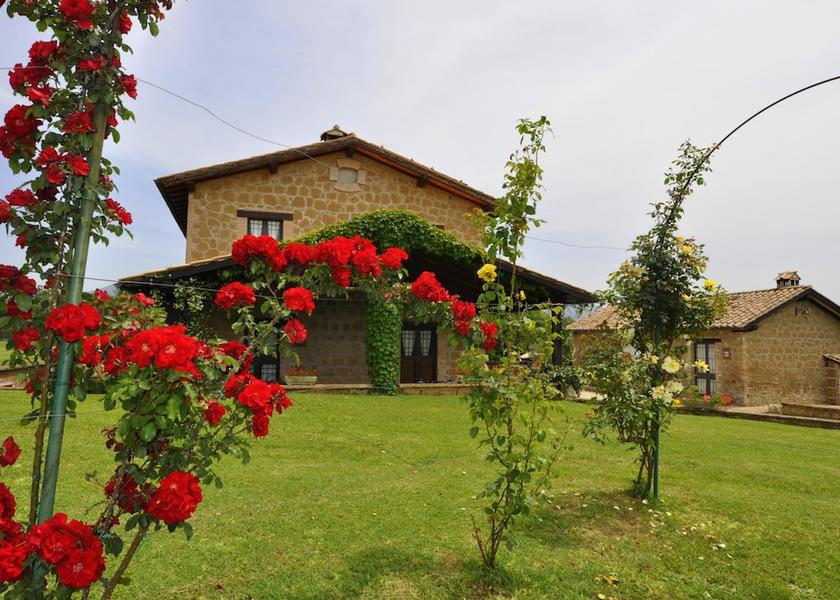 Lazio Tarano Facade