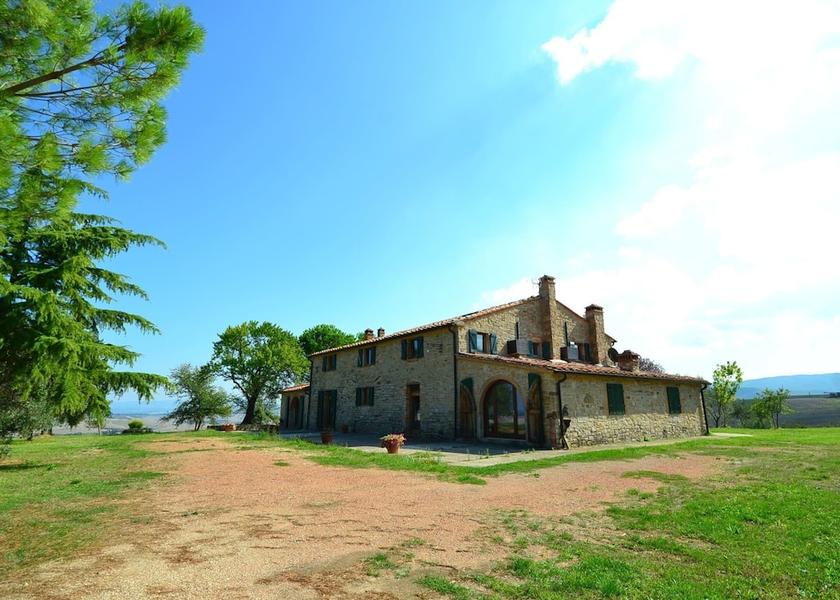 Tuscany Chianni Exterior Detail