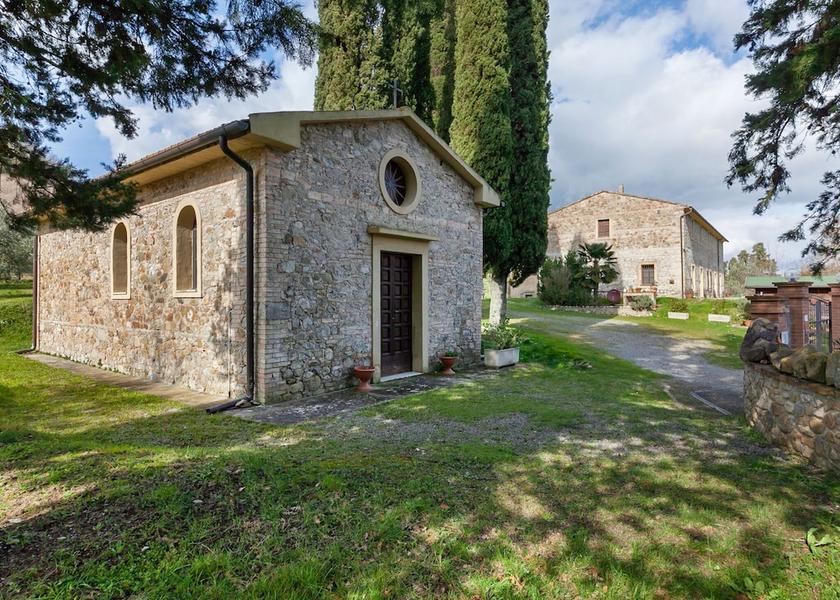 Tuscany Chianni Exterior Detail