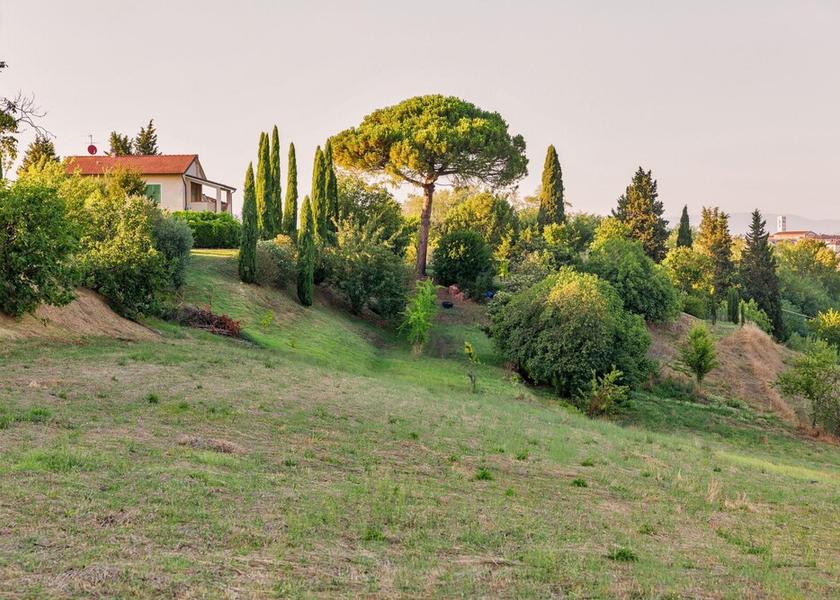 Tuscany Montopoli in Val d'Arno Property Grounds