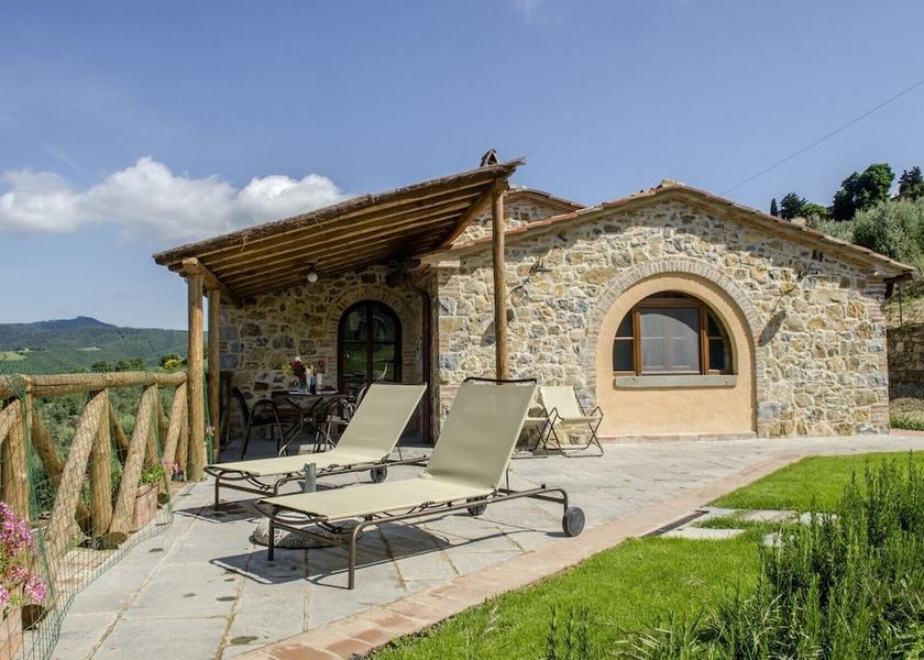 Tuscany Bucine Exterior Detail