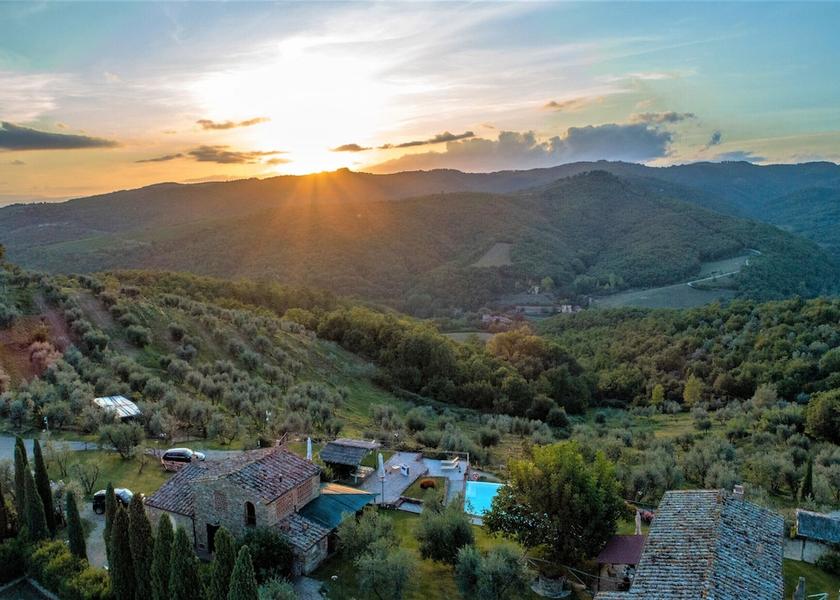 Tuscany Bucine Exterior Detail