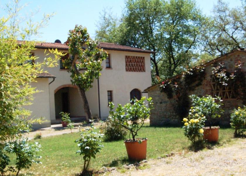 Tuscany Bucine Exterior Detail