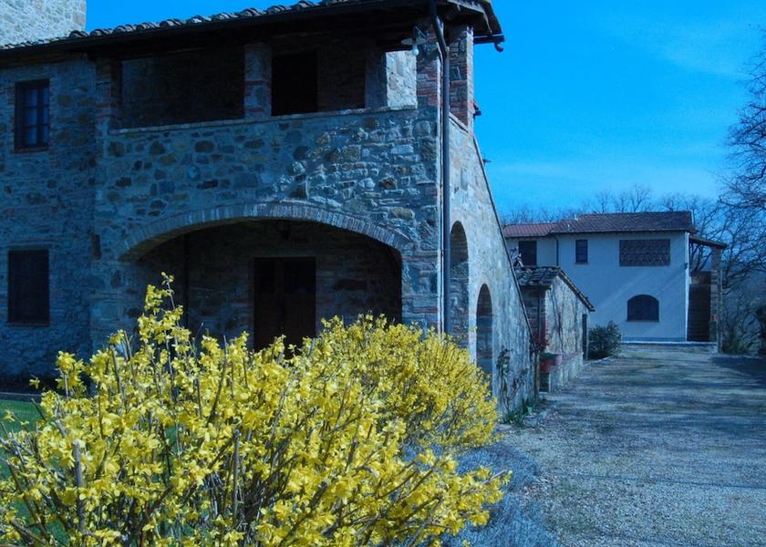 Tuscany Bucine Exterior Detail