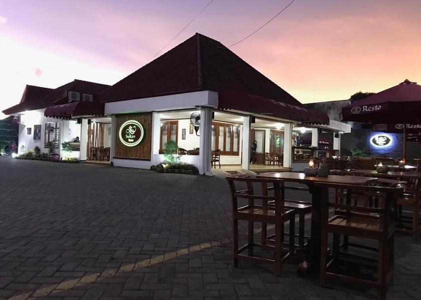 East Java Tulungagung Exterior Detail