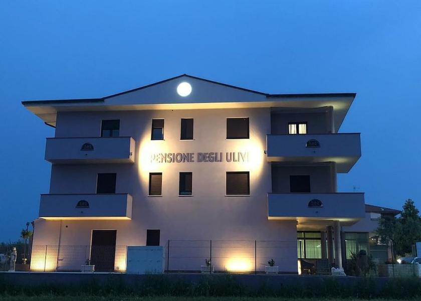 Marche Porto Sant'Elpidio Facade