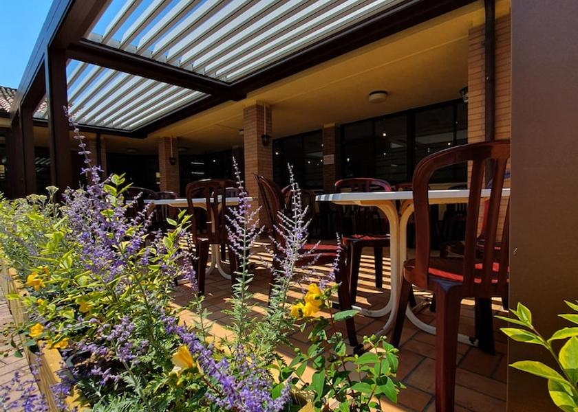 Marche Porto Sant'Elpidio Dining Area