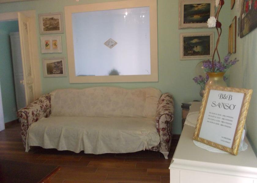 Puglia Sannicola Lobby