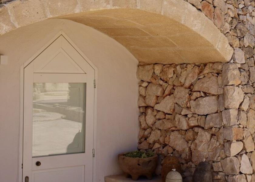 Puglia Sannicola Facade