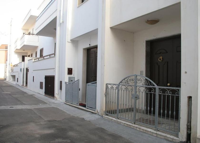 Puglia Sannicola Entrance