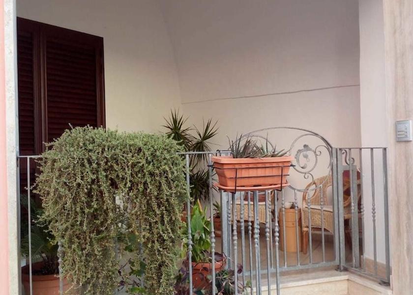 Puglia Sannicola Entrance