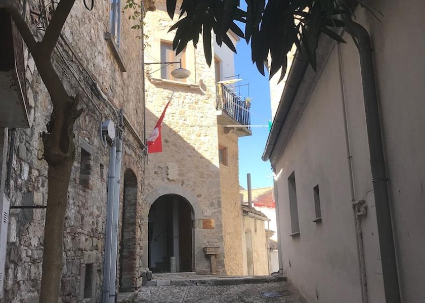 Puglia Bovino Exterior Detail