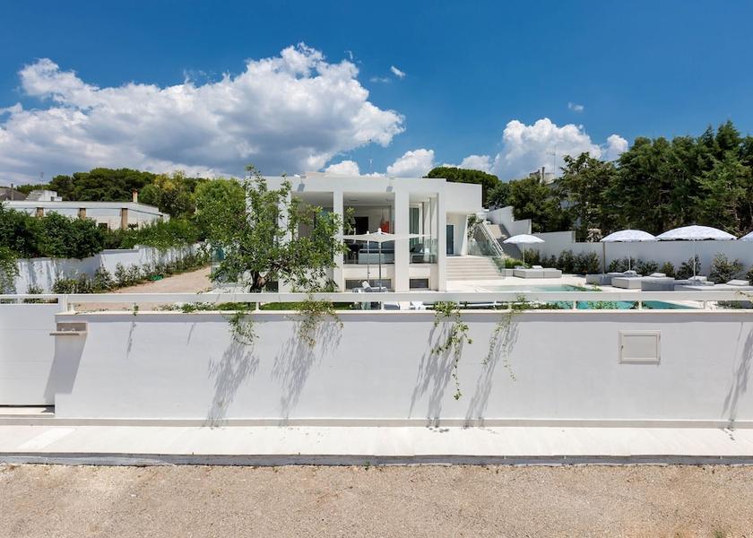 Puglia Matino Exterior Detail