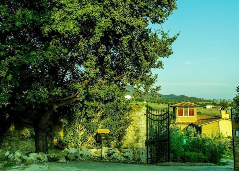 Lazio Cerveteri Entrance
