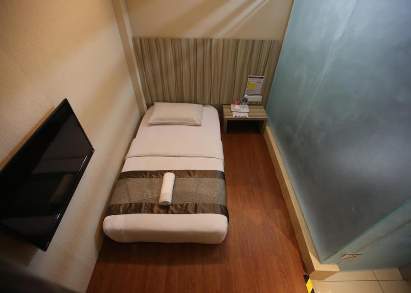 Johor Kota Tinggi Room