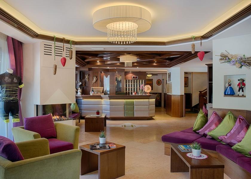 Veneto Livinallongo del Col di Lana Lobby