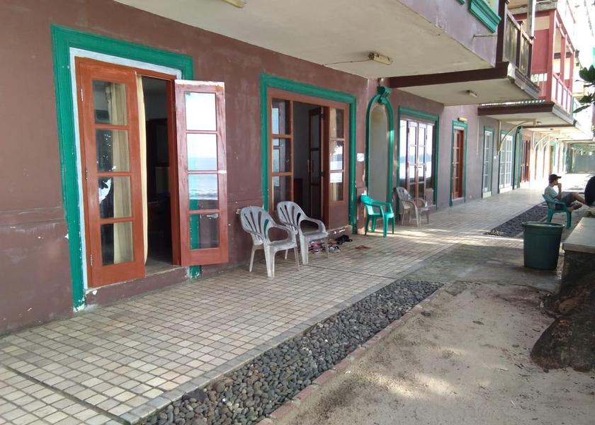 Banten Carita Hotel Exterior