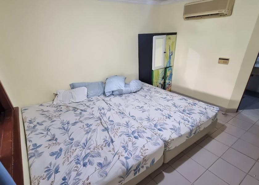 Banten Carita Room