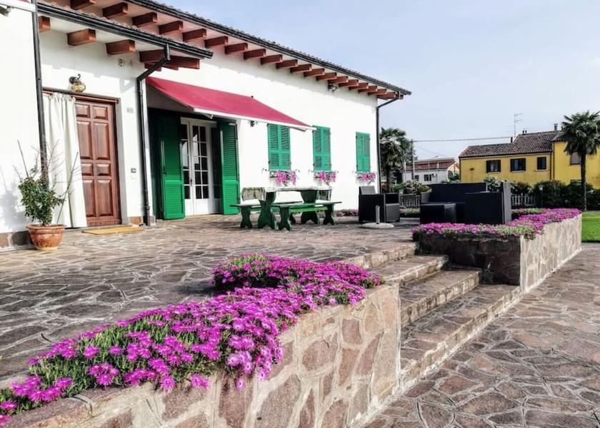 Veneto Montagnana Exterior Detail