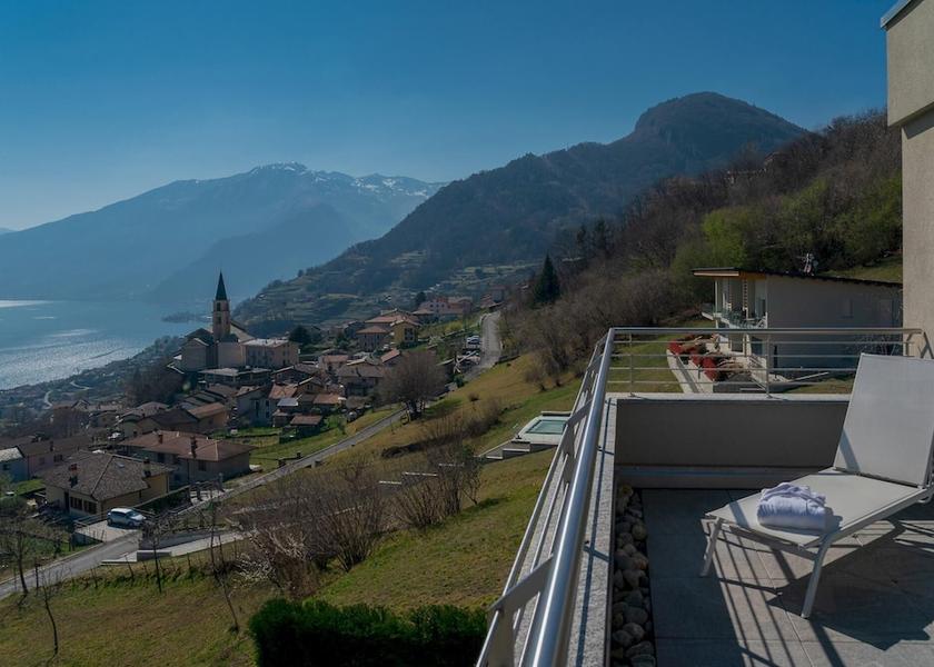 Lombardy Vercana Room