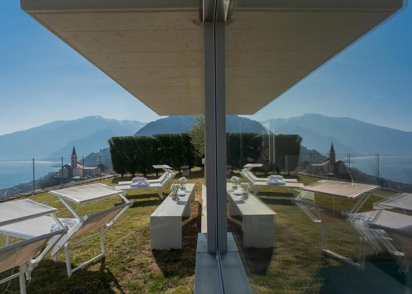 Lombardy Vercana Room