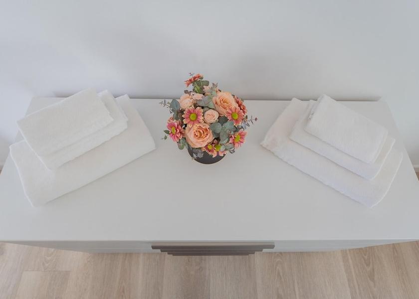 Lombardy Vercana Room