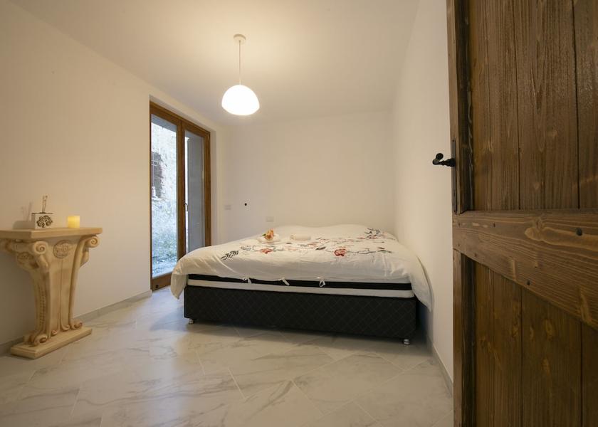 Lombardy Cremia Room