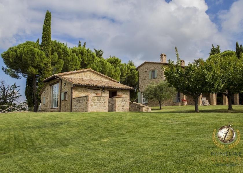 Umbria Gualdo Cattaneo Exterior Detail