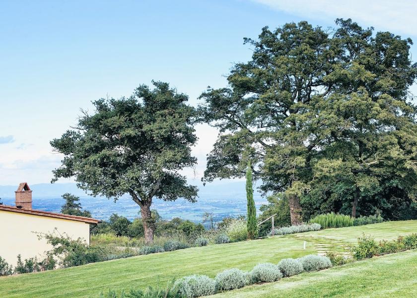 Tuscany Trequanda Exterior Detail