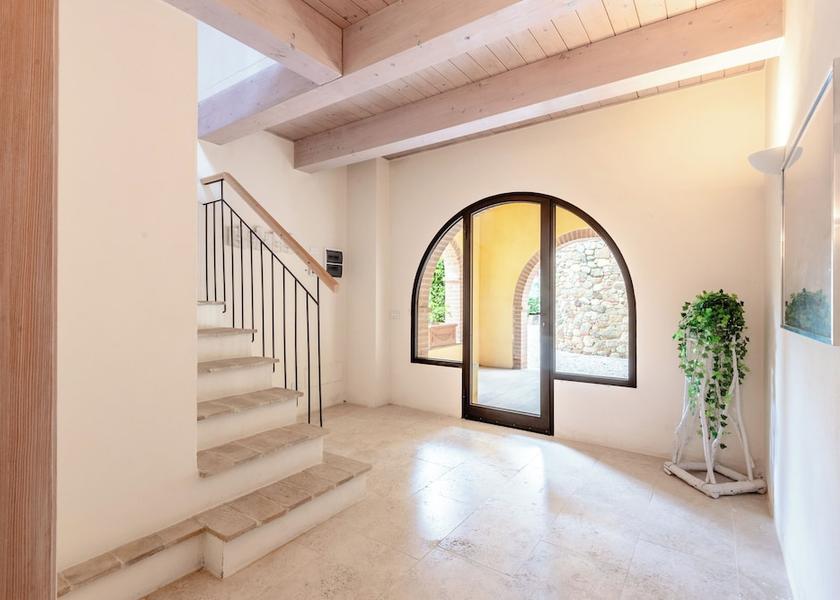 Tuscany Trequanda Interior Entrance