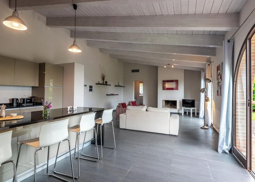 Tuscany Trequanda Interior Entrance